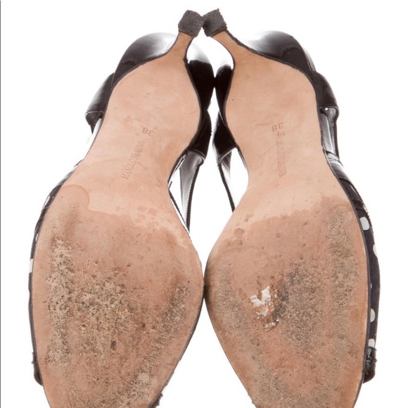 Manolo Blahnik Patent Leather & Fabric Polka Dot Print Slingback Pumps - Picture 4 of 16